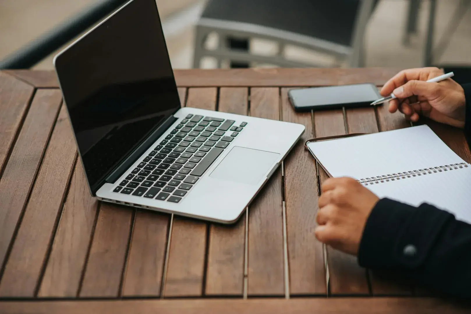 Portage salarial : fonctionnement, frais et avantages